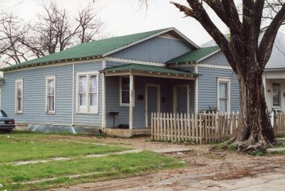 1320 Lake 2000
