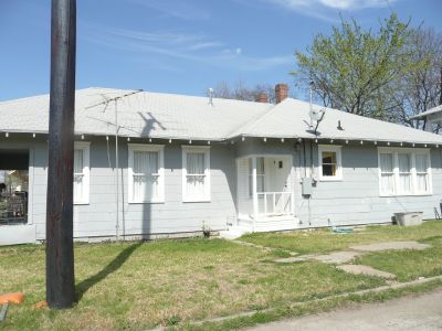 1329 Lake side 2011
