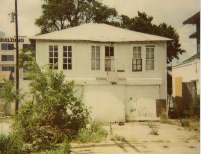 1330 Hurley garage apt 1993
Demolished
