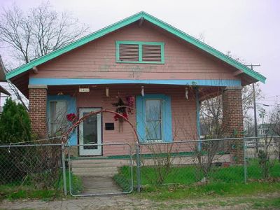 1400 Lake 2003
