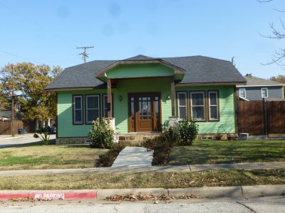 1401 Alston 2016
