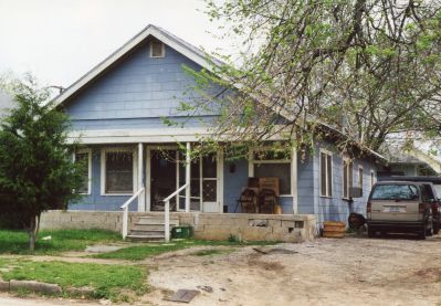 1409 Henderson 2000
