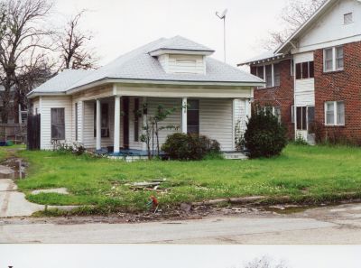 1410 Lake 2000
