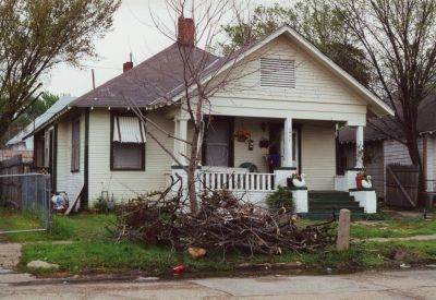 1411 Lake 2000

