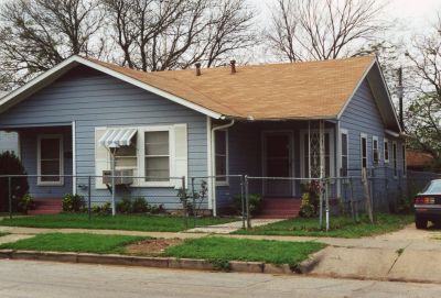 1422 Henderson 2000
