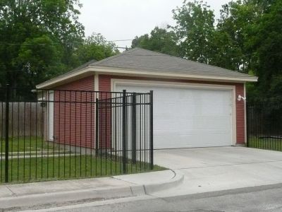 1500 6th garage 2013
