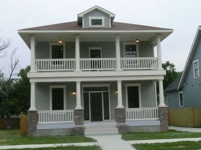1514 College 2013 May
Built by Fairmount Dream
