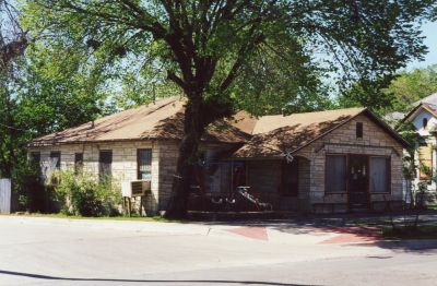 1526 Lipscomb 2000

