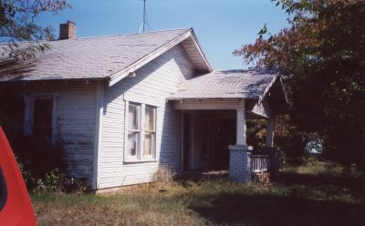1604 Lipscomb at 4556 Forrest Hill Cr 
Prior to move to Fairmount
