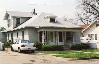 1618 Henderson 2000
