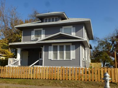 1627 Alston 2016
