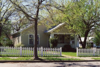 1700 Henderson 2000
