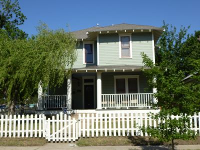 1701 Alston 2014
