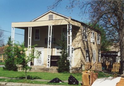 1701 Henderson 2000
