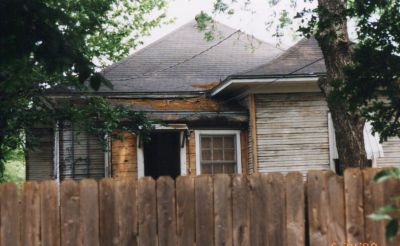 1706 5th back 1999
Restoration begun by Phil and Kim Crombie
