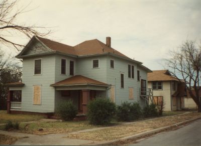 1800 Hurley 1994
Boarded and abandoned for years
