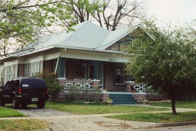 1812 Hurley 2000
