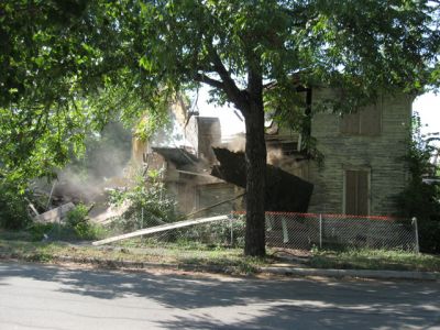 1900 5th side 2009 September
Demolition

