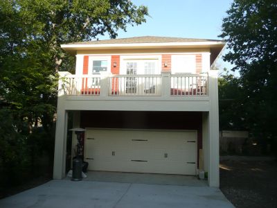1908 Fairmount garage 2012
