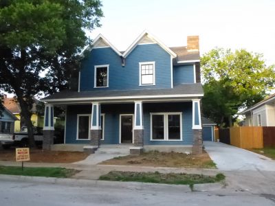 1909 Lipscomb 2013 June
Built by Jose Villalobos Jr and Mark Hixon 
