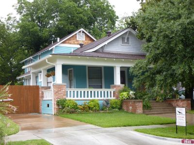 1940 5th Av 2013
After rear addition built by Extra Mile Construction
