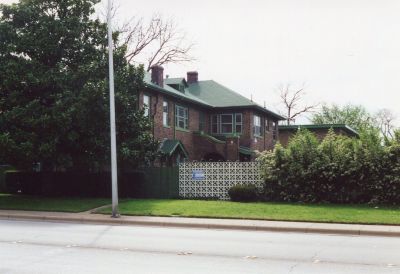2100 Hemphill 2000
South building
