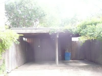 2100 Hemphill carport 2011
