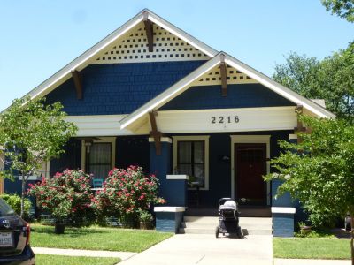 2216 College 2016
