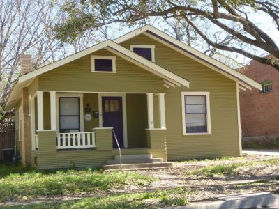 2257 College 2016 March
