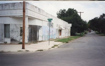 2261 College side 1991
