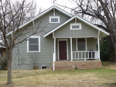 2263 Henderson 2014
